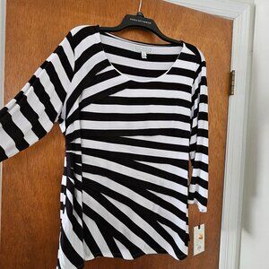 Side-Shirred Black and White Top